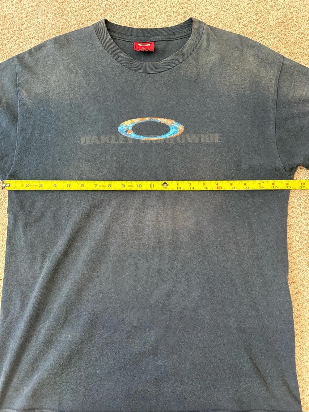 Oakley World Wide Vintage Shirt - Picture 7 of 10